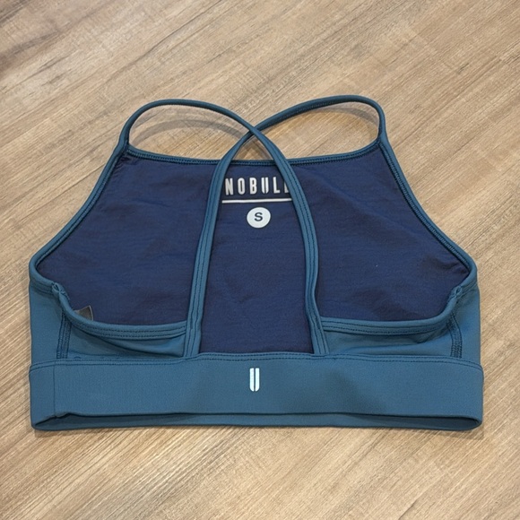 NOBULL Matte High-Neck Sports Bra - Picture 4 of 5